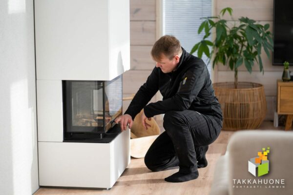 Uudenkarhea omakotitalo sai arvoisensa kiertoilmatakan