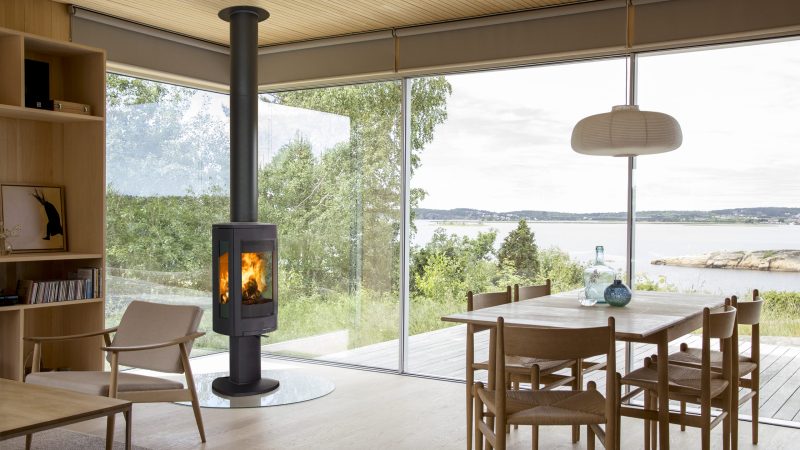 Jøtul F 373 Advance on yksi suosituimpia tulisijoja Jøtulin valikoimassa. Kuva: Jøtul