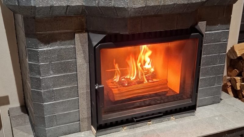 TH-Sydän takkasydän vanhaan tulisijaan